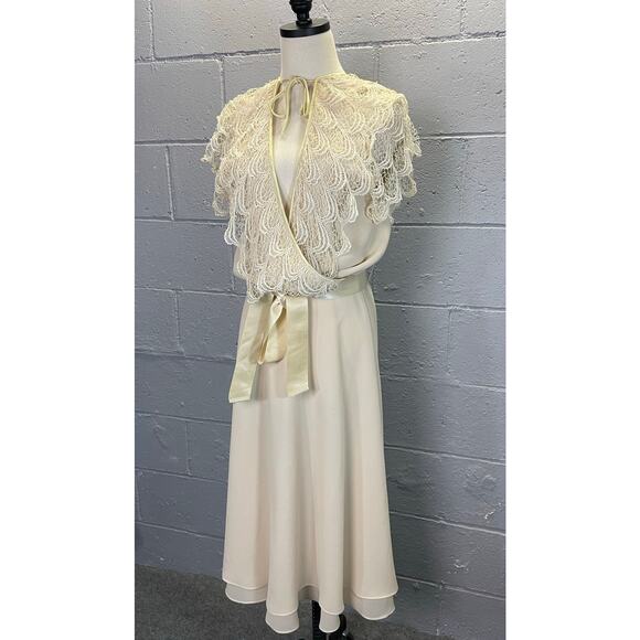Vintage 1980s Cream Ivory Chiffon Lace Overlay Midi Dress Keyhole Neck Large - Picture 2 of 9